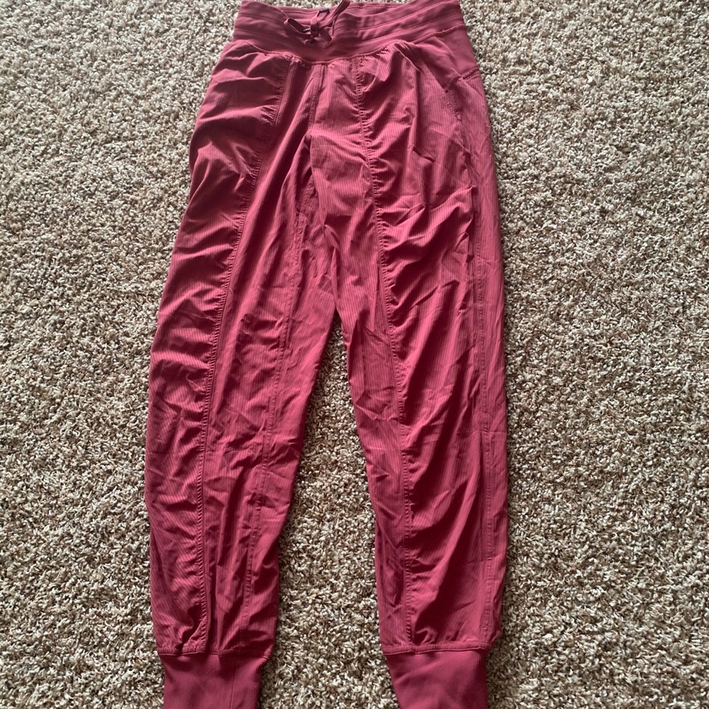 lululemon dance studio jogger